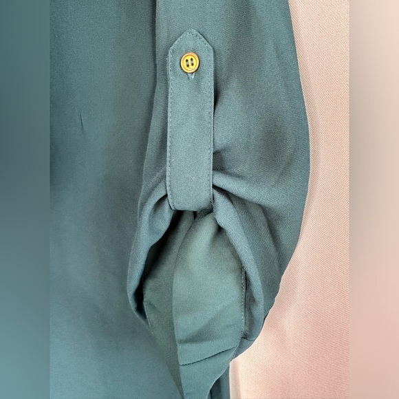 GEORGE Women’s Oversized Blouse With Gold Zipper And 3/4 Sleeves - Picture 3 of 5